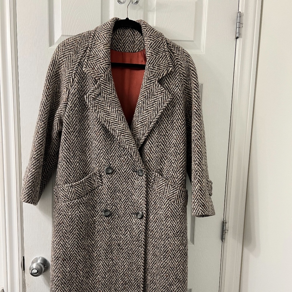 Vintage women’s wool tweed coat